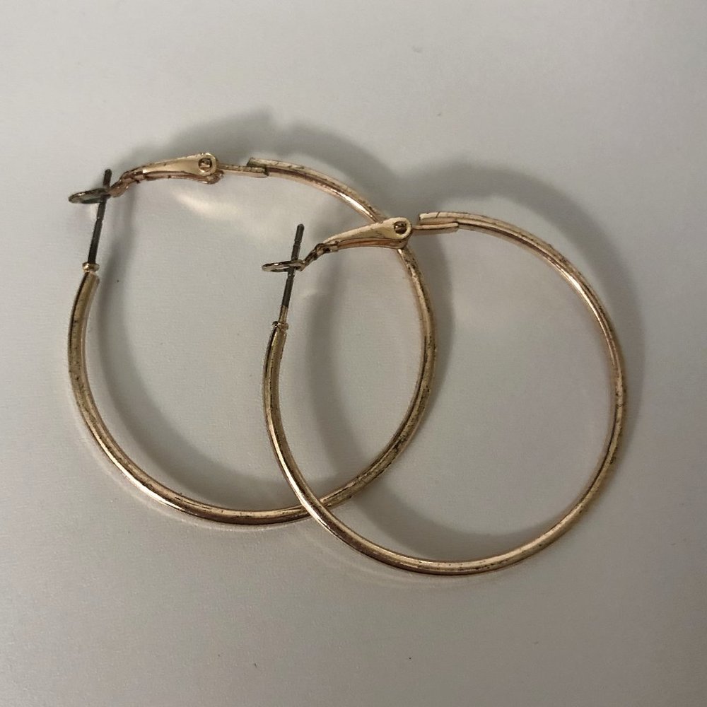 Dainty Rose Gold Hoop Earrings